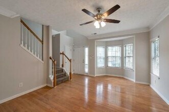 5450 Hampton Ct in Atlanta, GA - Building Photo - Building Photo
