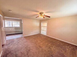 208 Von Dale Dr in Birmingham, AL - Building Photo - Building Photo