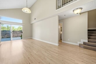 5847 E Rocking Horse Way in Orange, CA - Building Photo - Building Photo