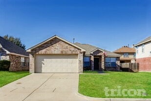 4604 Palm Ridge Dr, Unit 2 in Fort Worth, TX - Building Photo