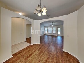 312 116th St E in Bradenton, FL - Foto de edificio - Building Photo