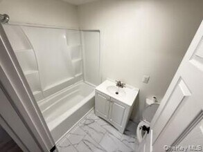 89 S Cherry St in Poughkeepsie, NY - Building Photo - Building Photo