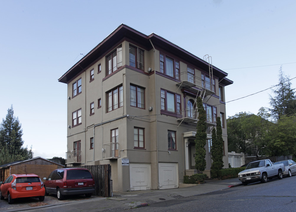 285 Van Buren Ave in Oakland, CA - Building Photo