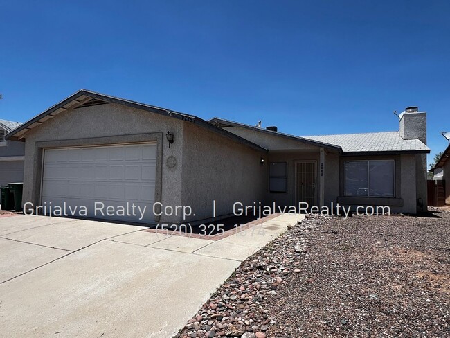 property at 9225 N Hampshire Dr