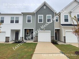 310 Thompson Overlook Wy in Smithfield, NC - Building Photo