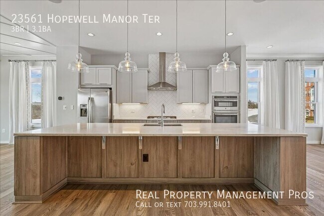 23561 Hopewell Manor Terrace in Ashburn, VA - Building Photo - Building Photo