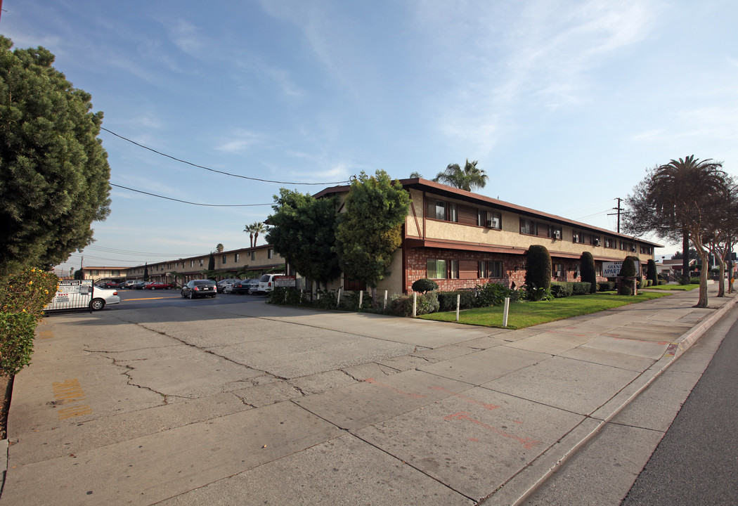 Glendora Apartments in La Puente, CA - Building Photo