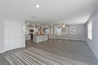 8614 SW 43rd Ter in Ocala, FL - Building Photo - Building Photo