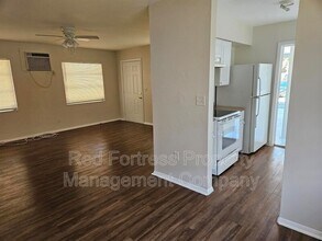 2354 Willard St in Ft. Myers, FL - Building Photo - Building Photo