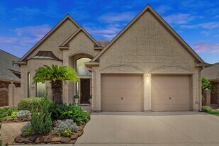 4513 Country Club View in Baytown, TX - Building Photo