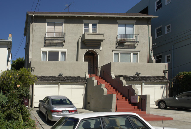 881 York St in Oakland, CA - Building Photo - Building Photo