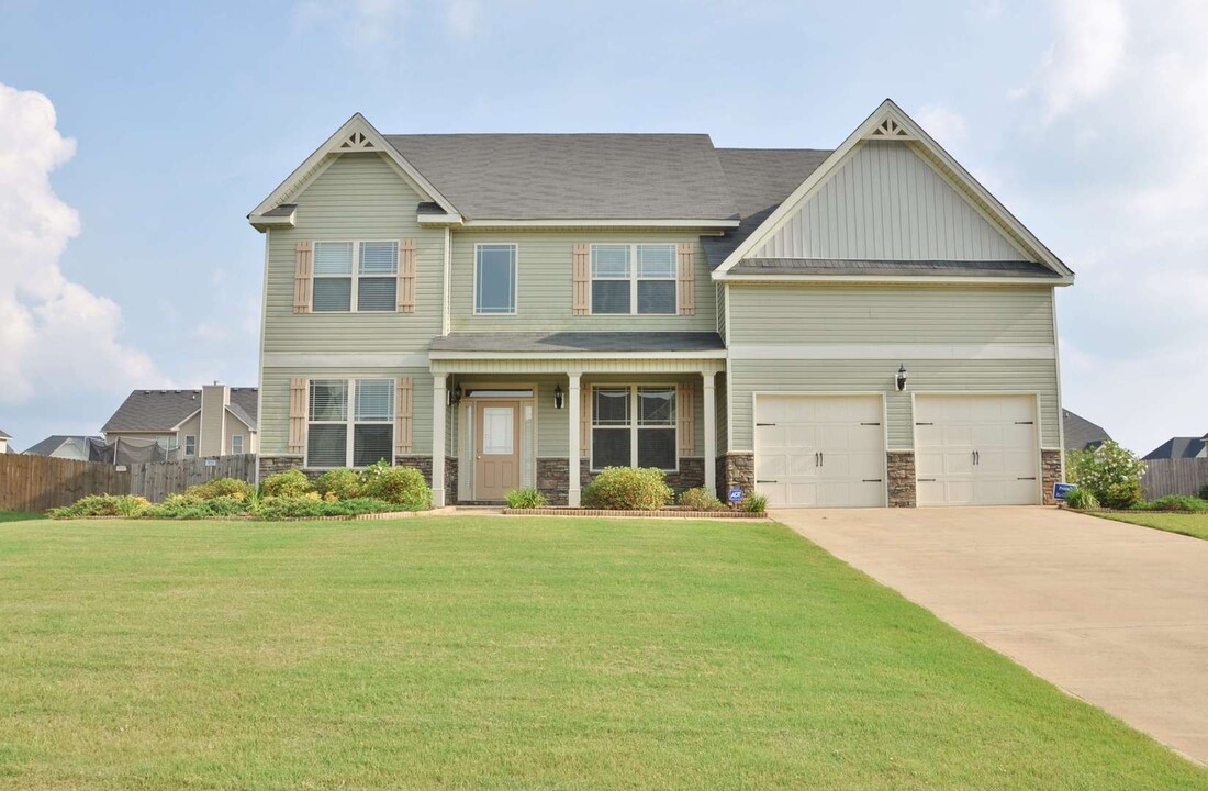 5 Valor Wy in Fort Mitchell, AL - Foto de edificio