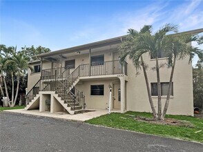 4530 SW 10th Ave in Cape Coral, FL - Building Photo - Building Photo