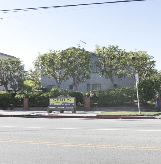 4369-4375 Ethel Ave in Studio City, CA - Foto de edificio - Building Photo