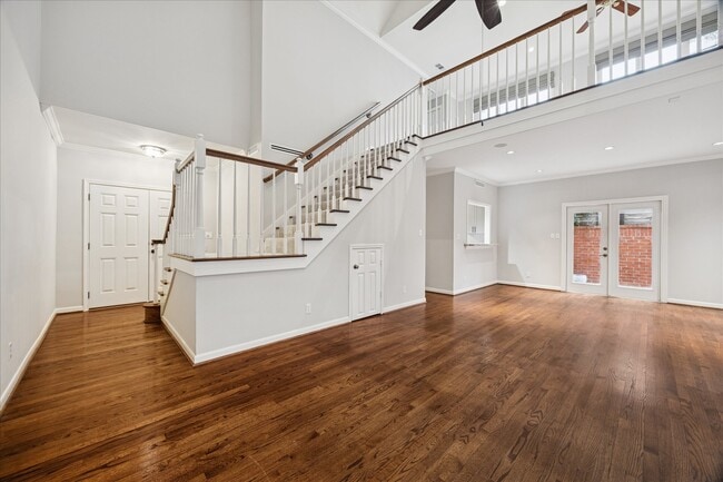 2113 Potomac Dr in Houston, TX - Building Photo - Building Photo