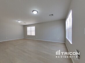 106 S Valle Verde in Mesa, AZ - Building Photo - Building Photo