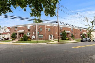 F &amp; A Ridgefield Park LLC in Ridgefield Park, NJ - Building Photo - Building Photo