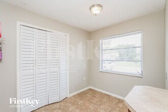 319 Scott Ct in Palm Harbor, FL - Building Photo - Building Photo