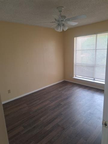 376 Valley Park Dr in Garland, TX - Building Photo - Building Photo