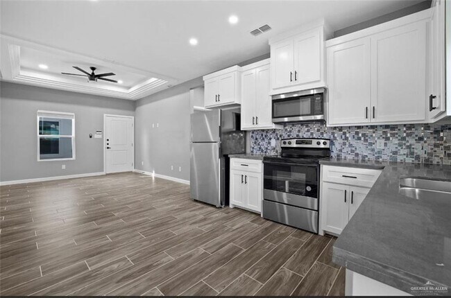 3300 Whetstone Ave, Unit 1 in McAllen, TX - Building Photo - Building Photo