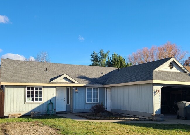 property at 1700 N Iowa St