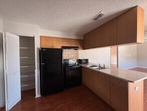 15474 Cortez Blvd, Unit 15474 Cortez in Brooksville, FL - Foto de edificio - Building Photo