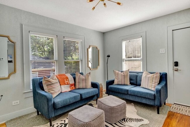 606 W Dobbs St in Tyler, TX - Building Photo - Building Photo