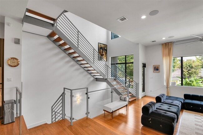 property at 1411 Hickory St