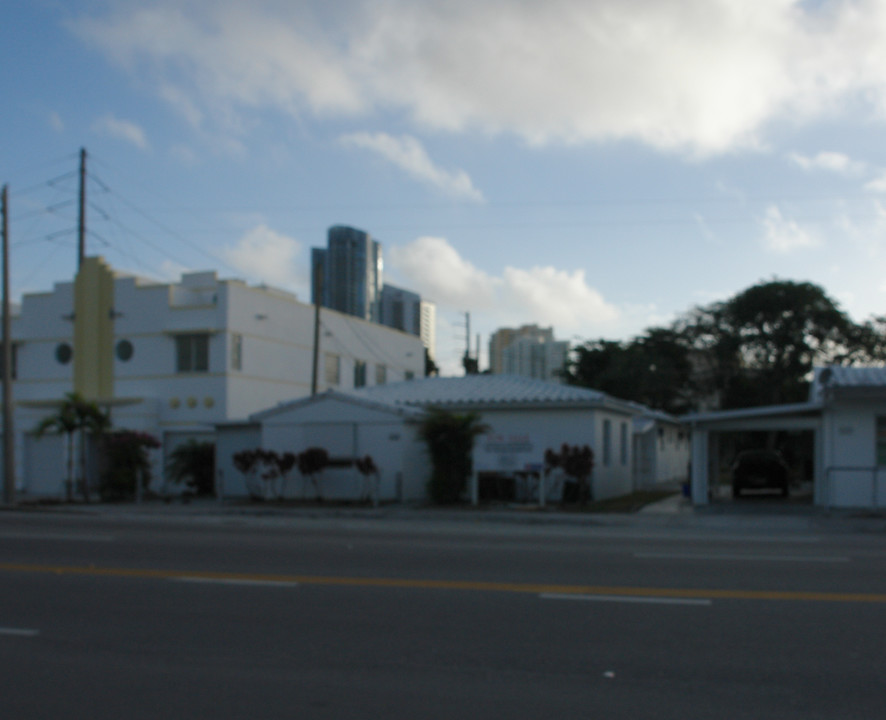 508-512 SW 4th Ave in Fort Lauderdale, FL - Foto de edificio