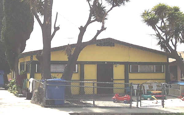 4604 La Mirada Ave in Los Angeles, CA - Building Photo - Building Photo