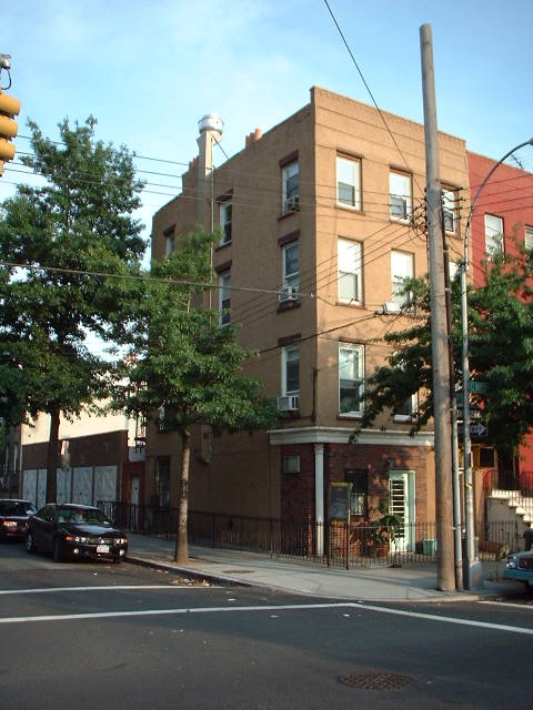 543 Clinton St in Brooklyn, NY - Building Photo - Building Photo