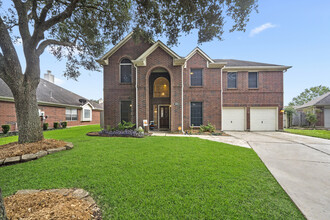 1908 Oak Hollow Dr W in Pearland, TX - Building Photo - Building Photo