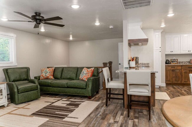 451 W 200 S in Vernal, UT - Building Photo - Building Photo