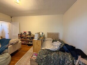 28 Quint Ave in Boston, MA - Building Photo - Building Photo