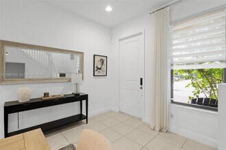 110 NW 209th Way in Pembroke Pines, FL - Building Photo - Building Photo