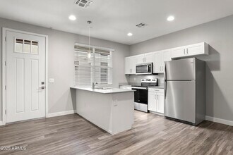 2245 N Dayton St, Unit 7 in Phoenix, AZ - Building Photo - Building Photo