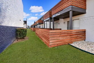 Fleetwood Apartments in North Richland Hills, TX - Building Photo - Building Photo