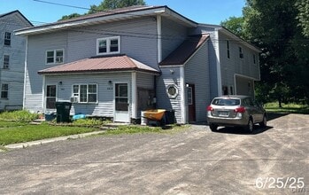 170 Oswego St in Hannibal, NY - Building Photo - Building Photo