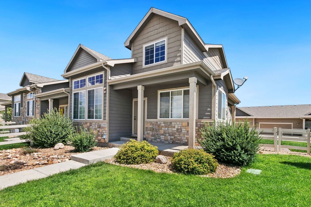 2808 Exmoor Ln in Fort Collins, CO - Building Photo