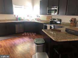 7851 Nixon St in Philadelphia, PA - Building Photo