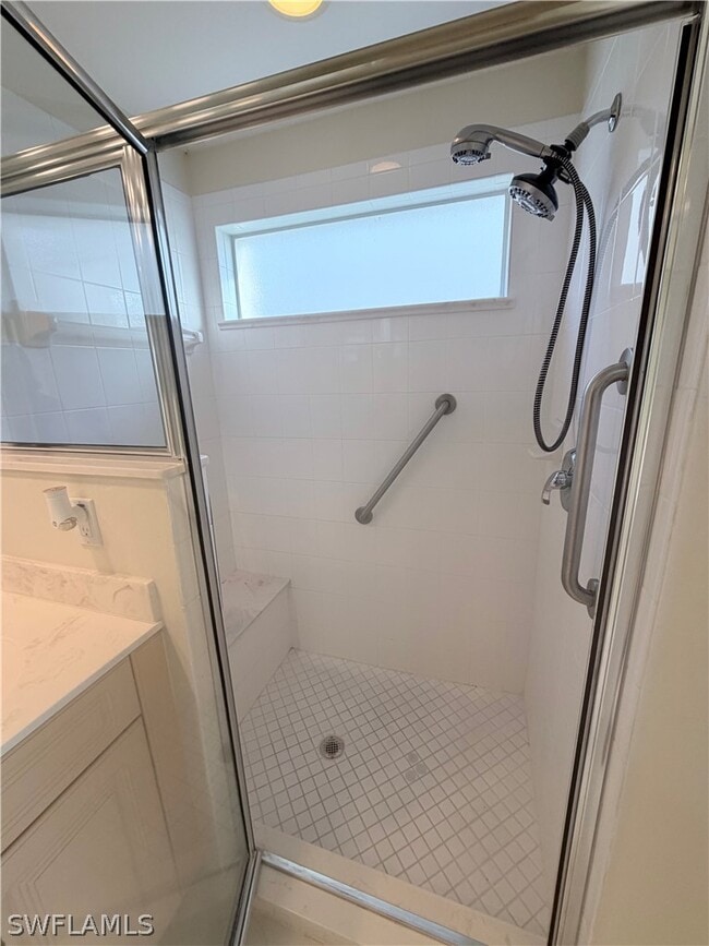 property at 8220 Ibis Cove Cir