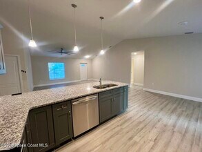 960 Happiness Ave SW in Palm Bay, FL - Building Photo - Building Photo