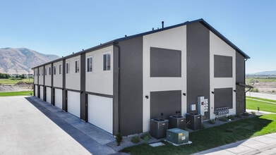 3380 1010 W in Nibley, UT - Building Photo - Building Photo