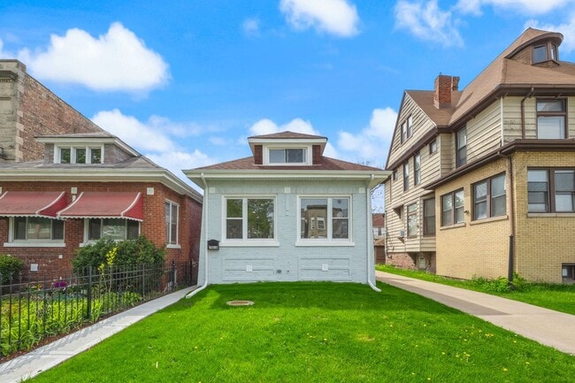 7010 S Prairie Ave in Chicago, IL - Building Photo - Building Photo