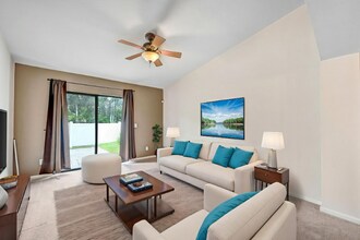 1140 Luminary Cir in Melbourne, FL - Building Photo - Building Photo