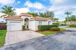 11276 NW 58th Terrace in Doral, FL - Building Photo