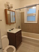 4117 W Wilcox St, Unit 1 in Chicago, IL - Foto de edificio - Building Photo