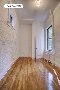 304 W 30th St in New York, NY - Building Photo - Building Photo