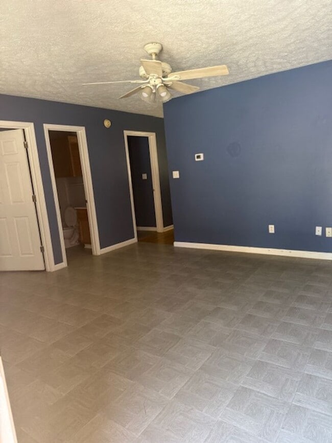 103 Stanford Cir in Tupelo, MS - Building Photo - Building Photo