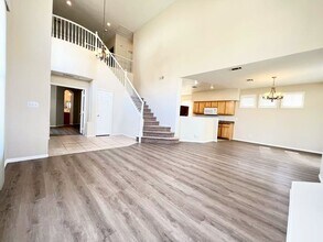 8014 Arcadian Ln in Las Vegas, NV - Foto de edificio - Building Photo